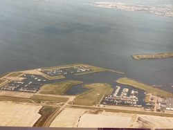 Foto vanuit de lucht gemaakt van jachthaven wolderwijd